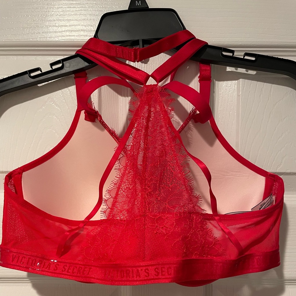 Victoria’s Secret lace bra with collar choker